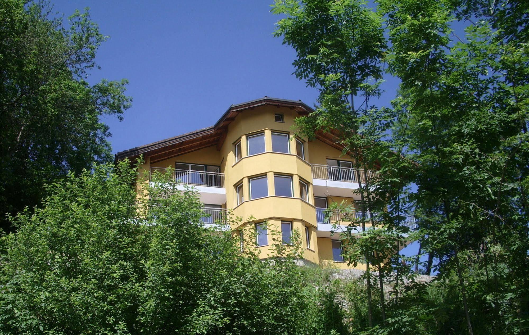 Yoga Hotell Feldkirch Exteriör bild